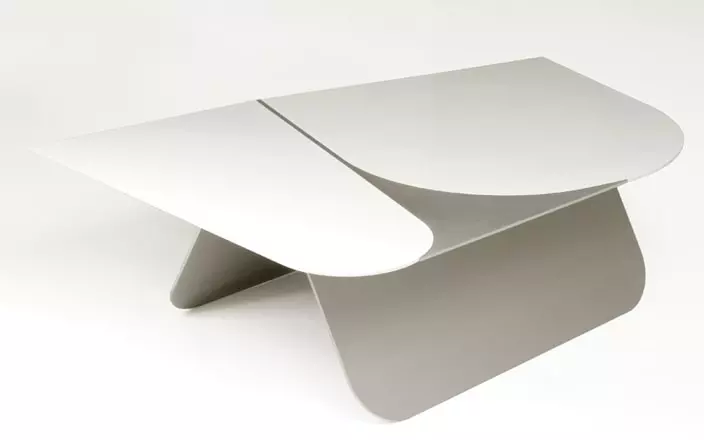 Medium W Coffee Table - Pierre Charpin - Table light - Galerie kreo