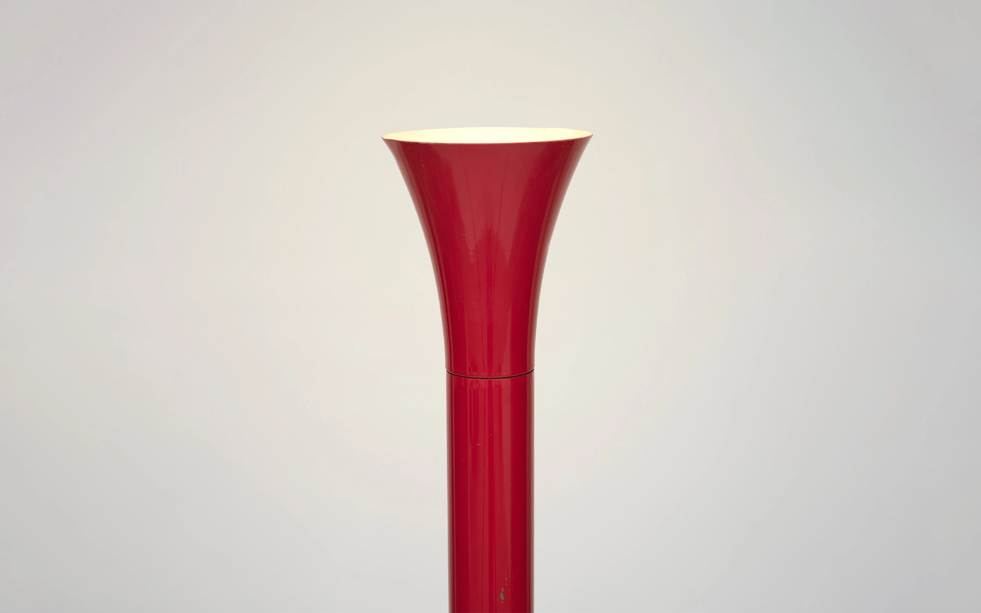 10489 Elysée (red) - Pierre Paulin - Bench - Galerie kreo