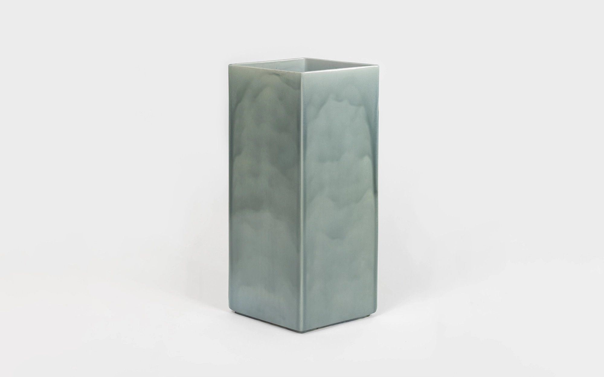 Vase Losange 84 blue - Ronan & Erwan Bouroullec - Table light - Galerie kreo
