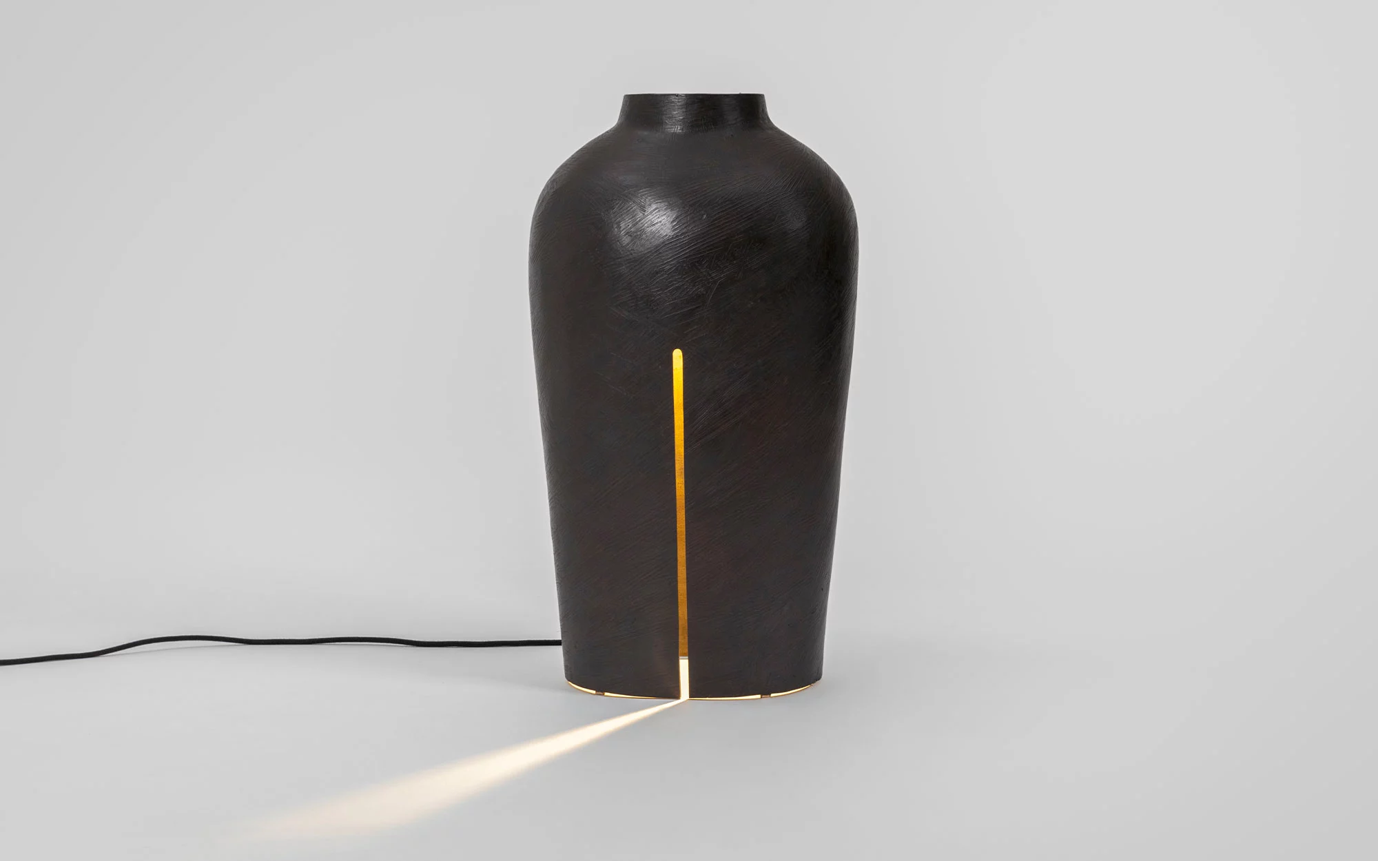 Amphora I - Guillaume Bardet - Table light - Galerie kreo