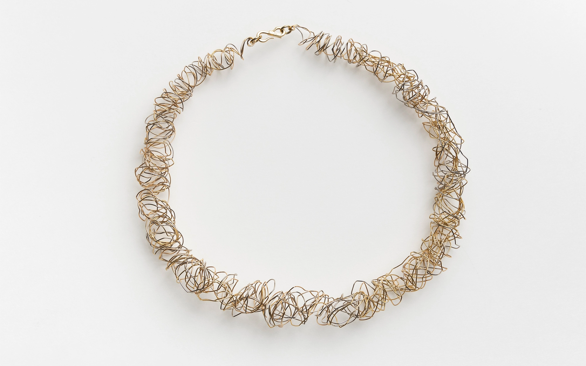 Frémissement 3 Golds - Lee Ufan - jewellery - Galerie kreo