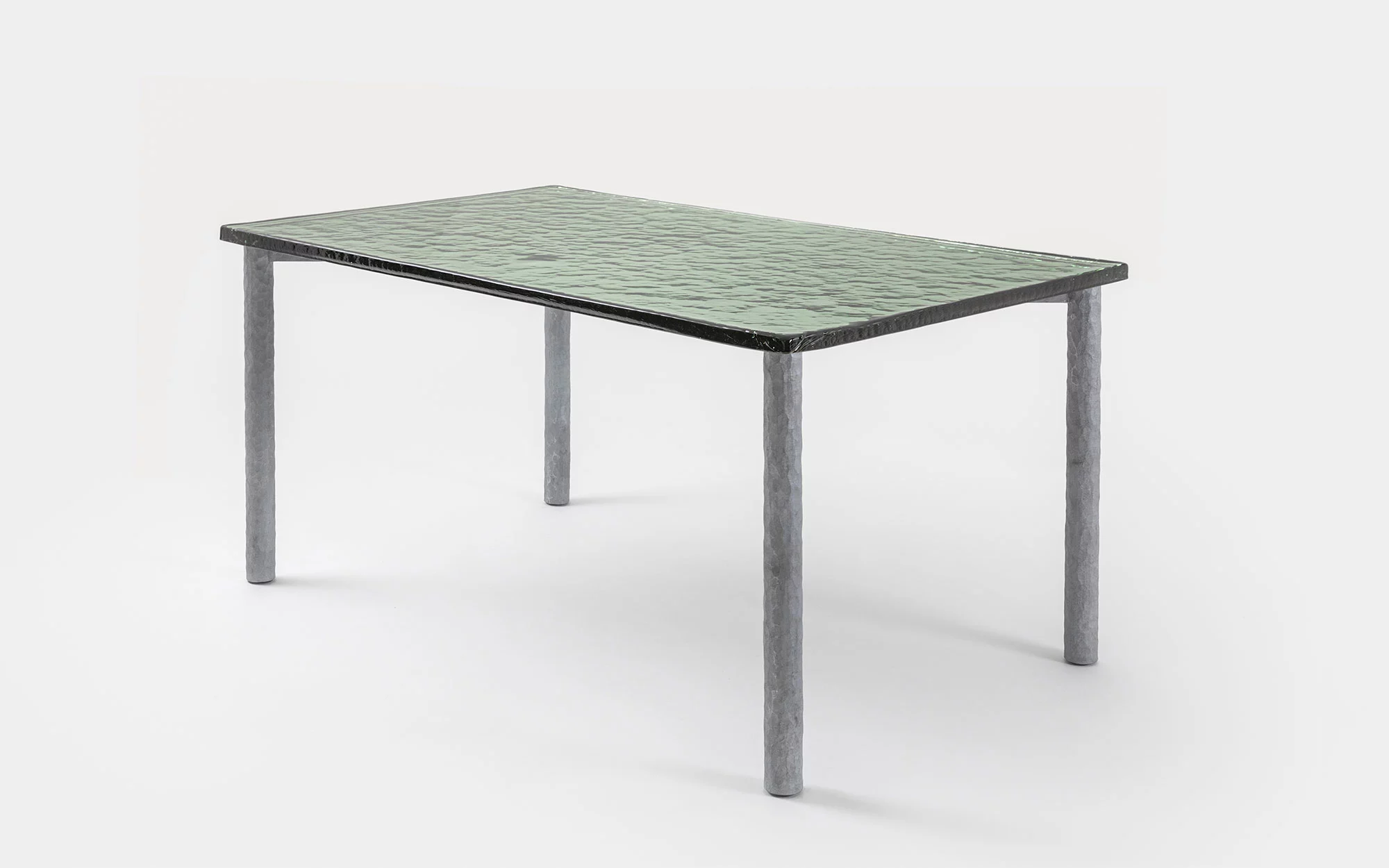 Flou Table Color - Ronan Bouroullec - .