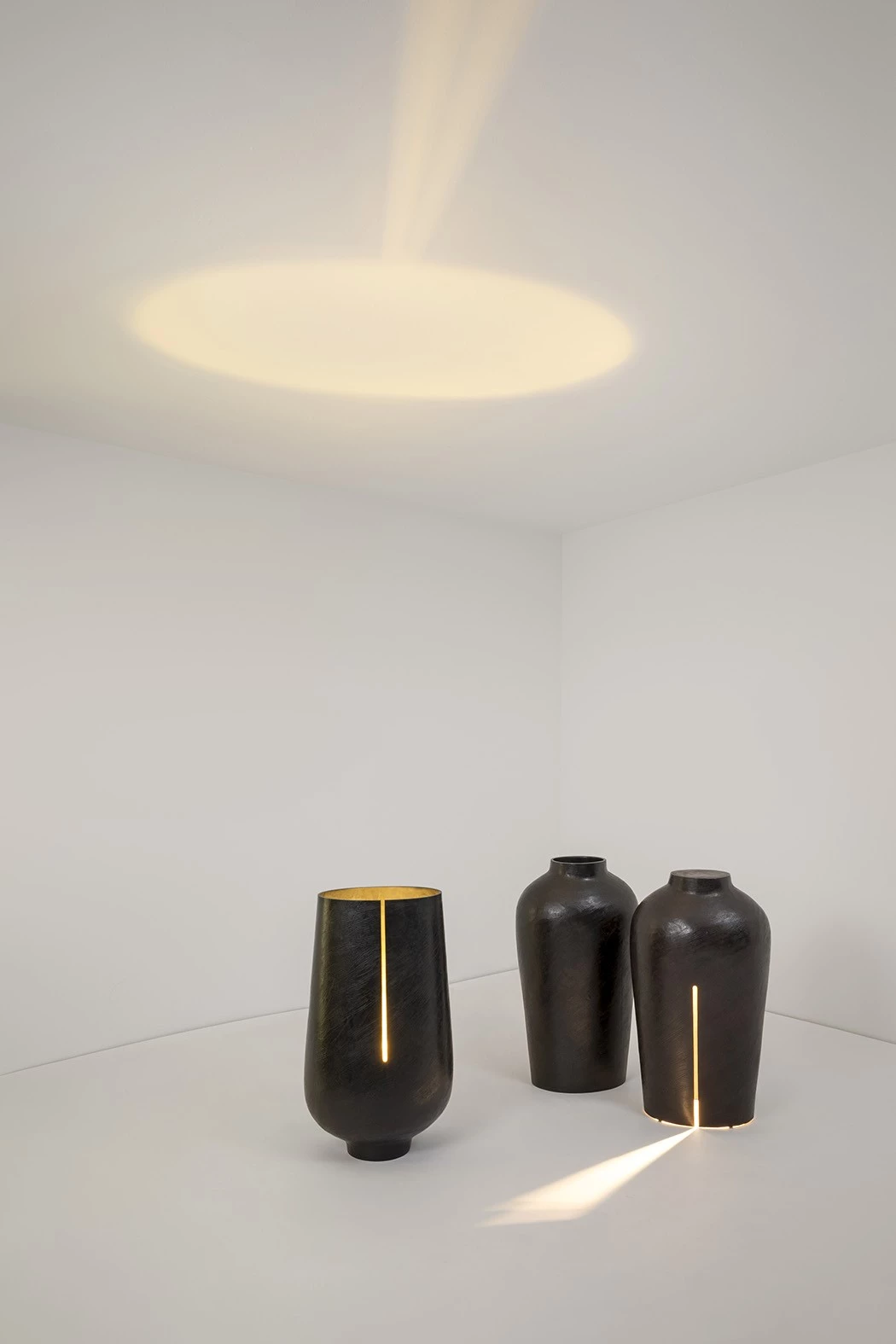 Amphora II - Guillaume Bardet - Table light - Galerie kreo