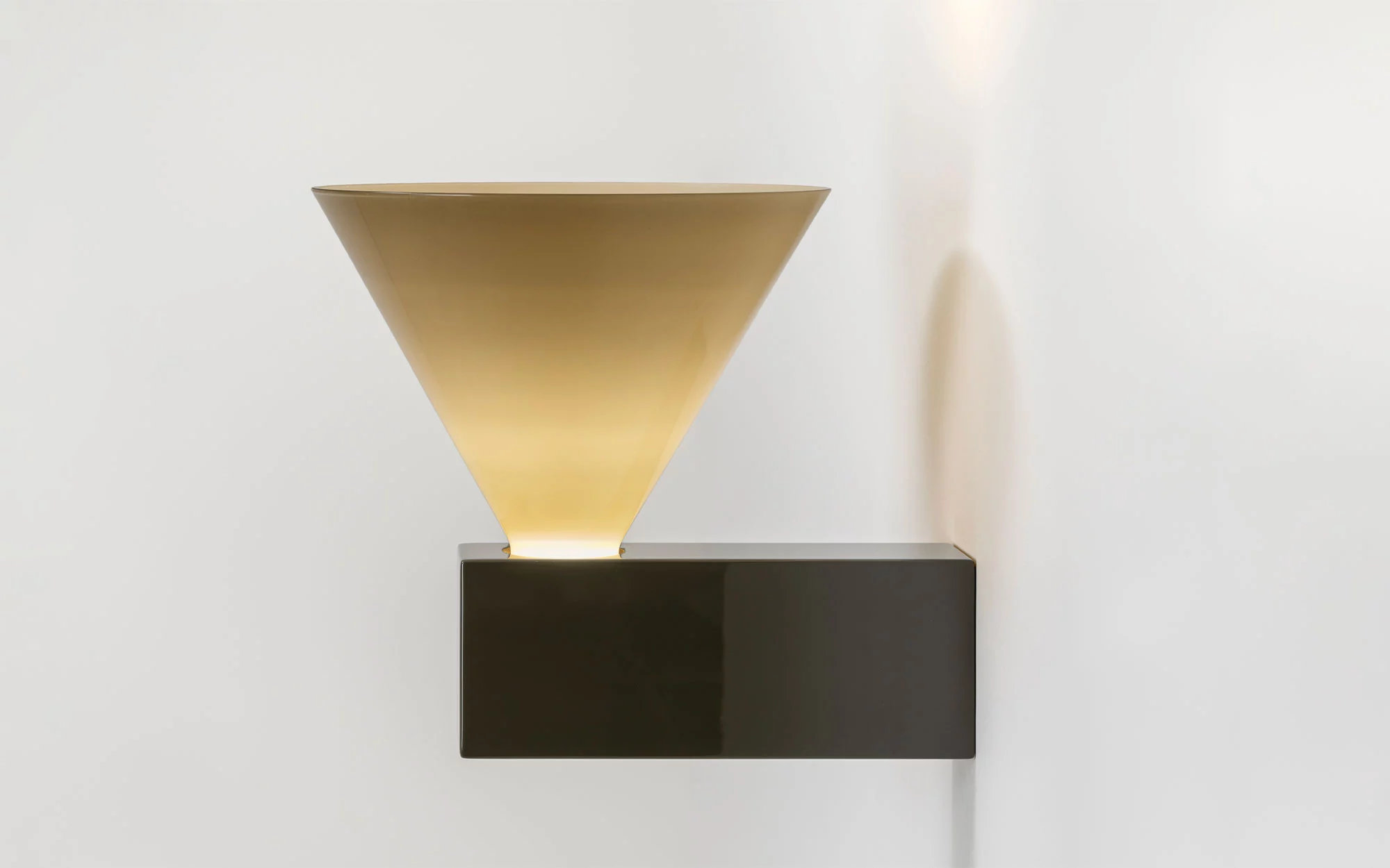 Signal W MONOCHROMATIC - Edward Barber and Jay Osgerby - Pendant light - Galerie kreo