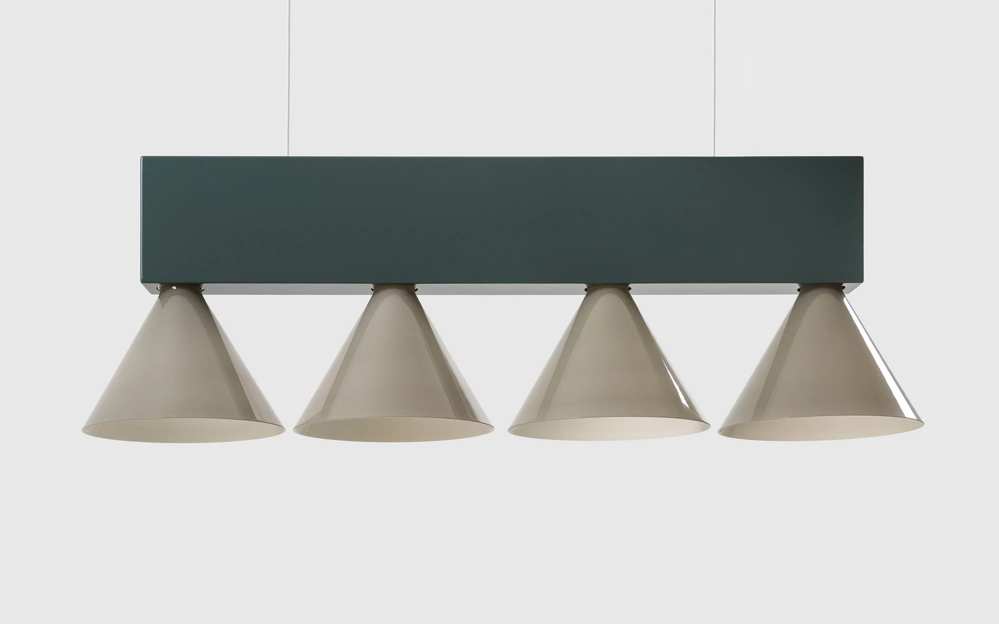 Signal C4 POLYCHROMATIC - Edward Barber and Jay Osgerby - Pendant light - Galerie kreo