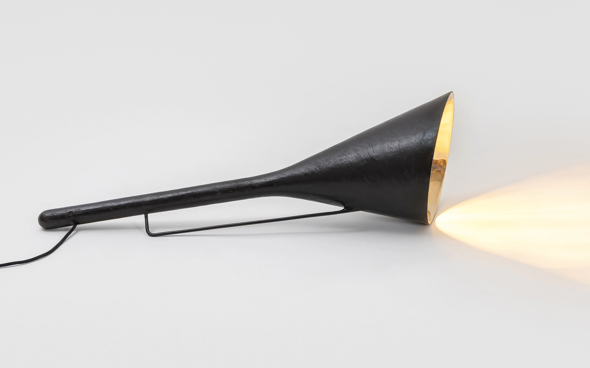 Torch - Guillaume Bardet - table-light c66dd79a2f122d46bf02462f20045677- Galerie kreo