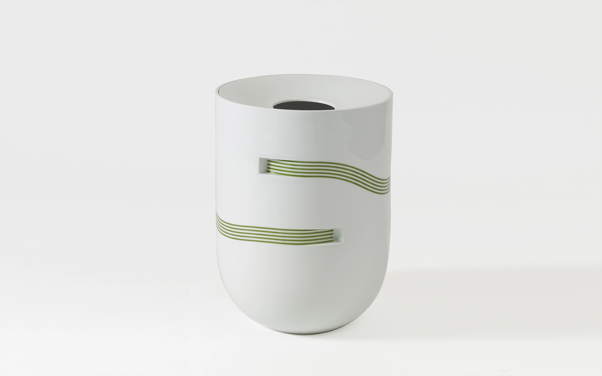Ruban Vase Green - Pierre Charpin - Desk - Galerie kreo